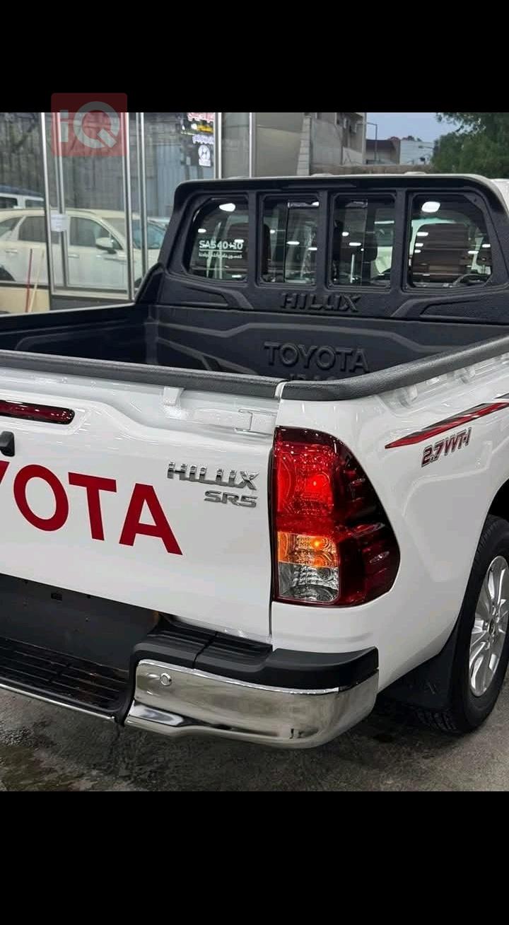 تويوتا هايلوكس